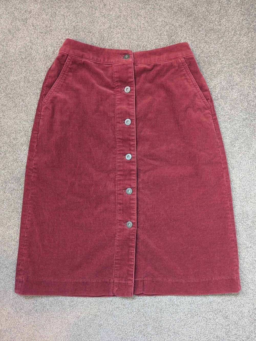 Uniqlo Skirt Red Medium Corduroy Button Front A-Line Knee Length High Waist Midi
